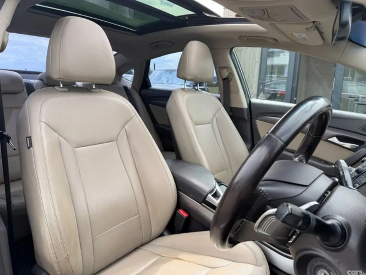 Hyundai i40 Saloon, Diesel, 2015, Black