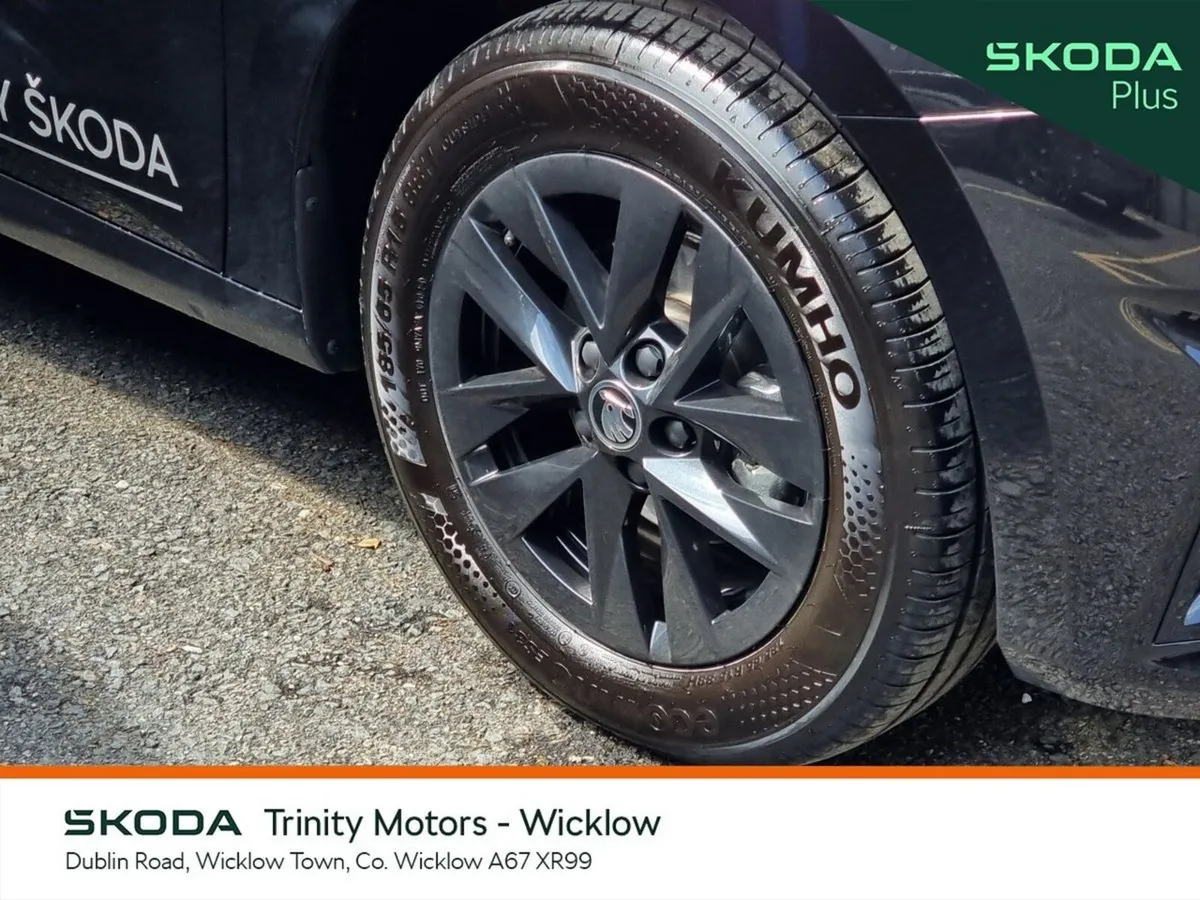 Skoda Fabia Hatchback, Petrol, 2026, Black
