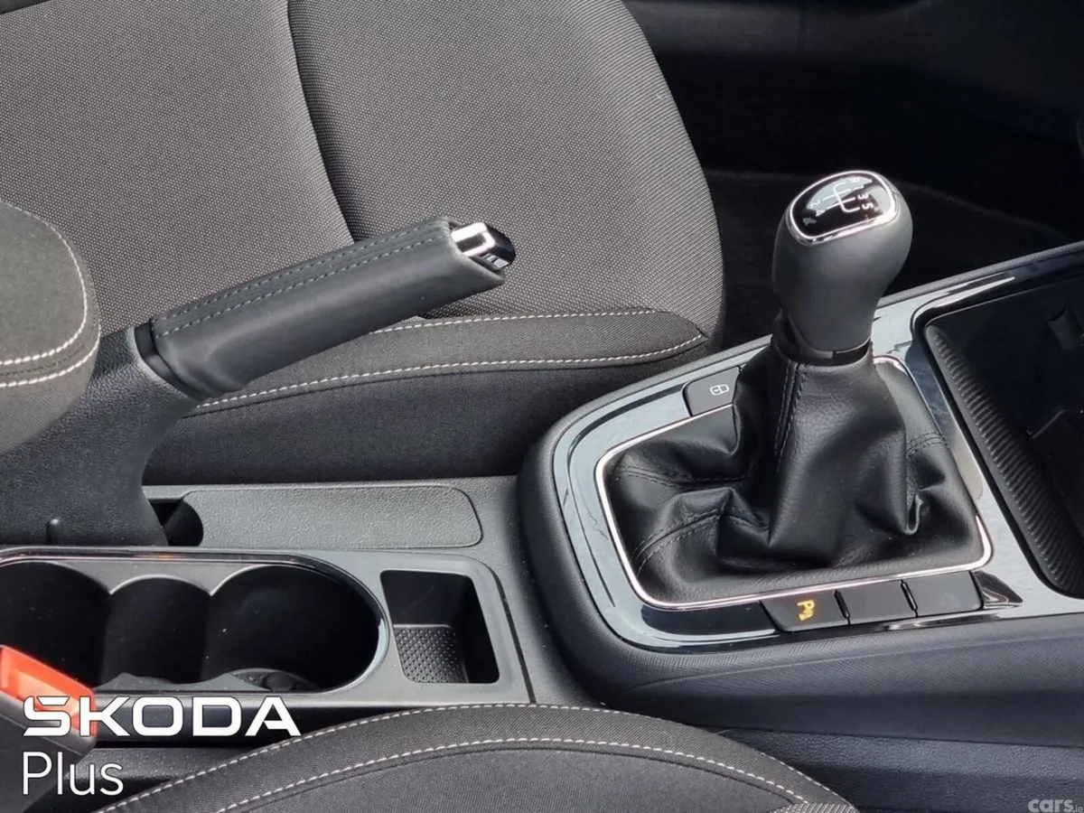 Skoda Fabia Hatchback, Petrol, 2026, Black