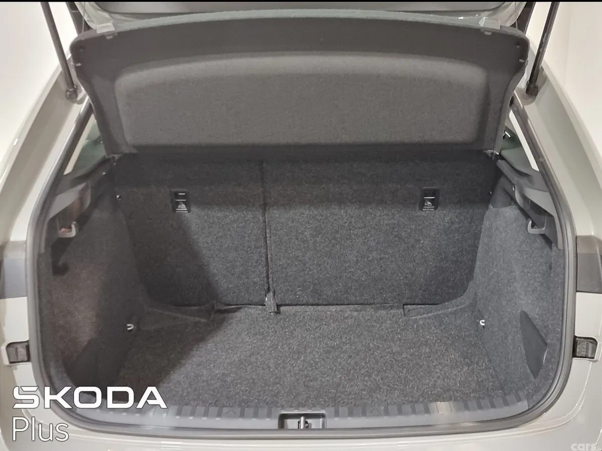 Skoda Scala Hatchback, Petrol, 2025, Grey