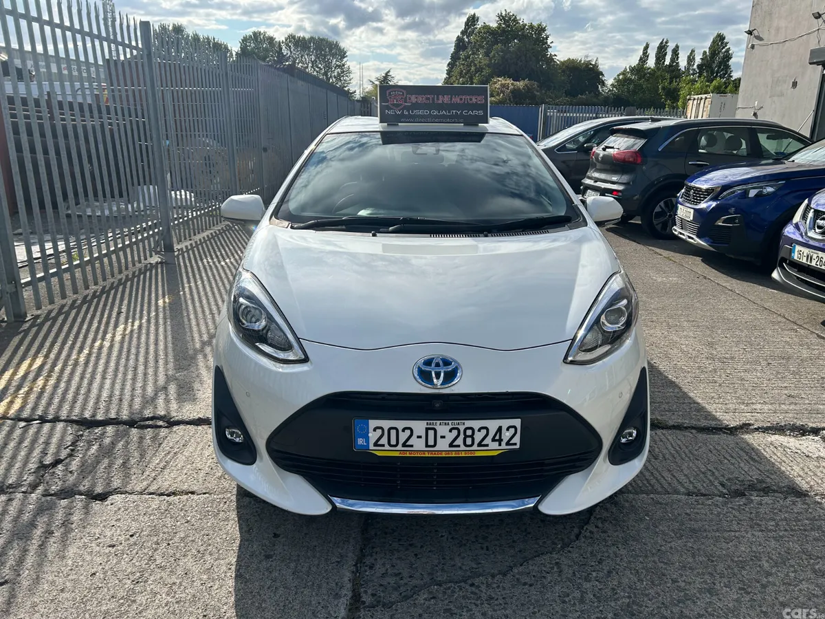 Toyota Aqua Hatchback, Petrol Hybrid, 2020, White