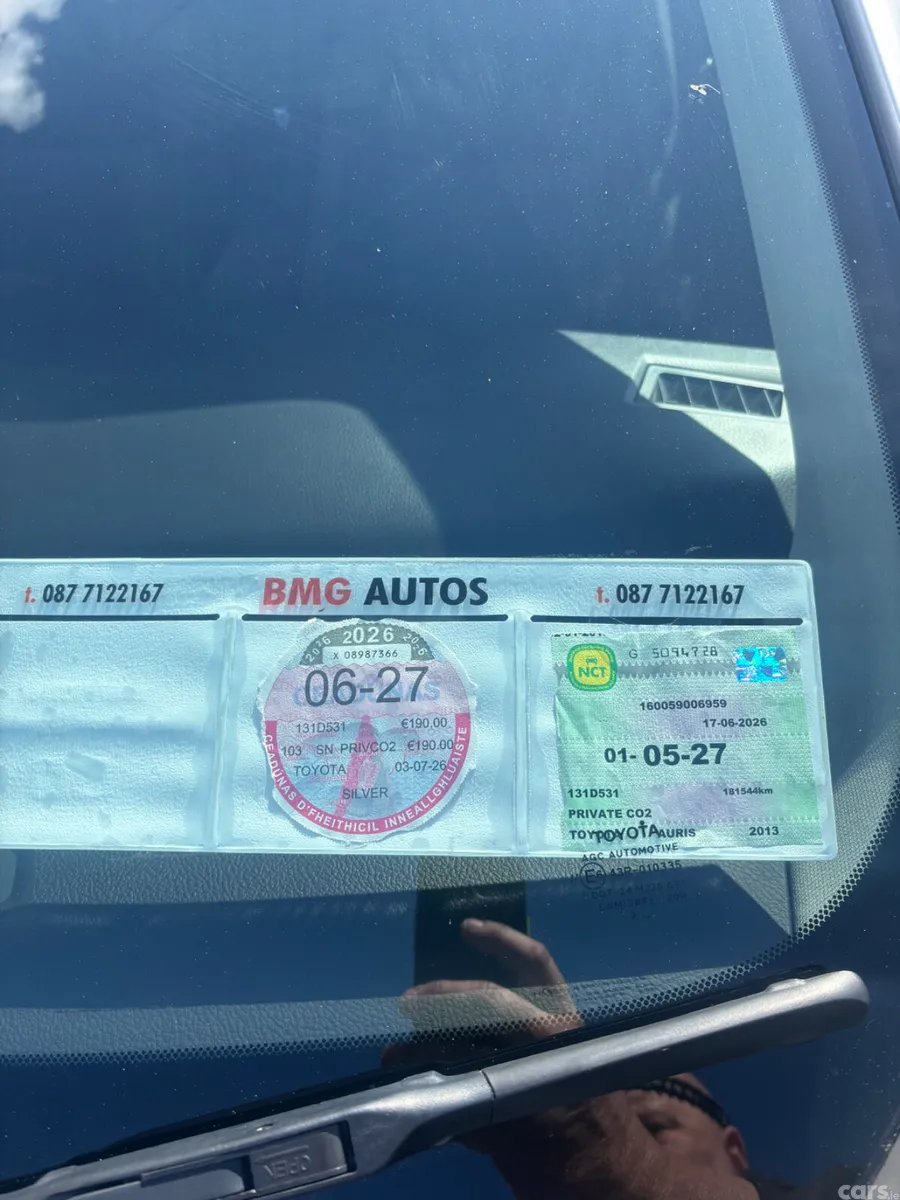 Toyota Auris Hatchback, Diesel, 2013, Silver