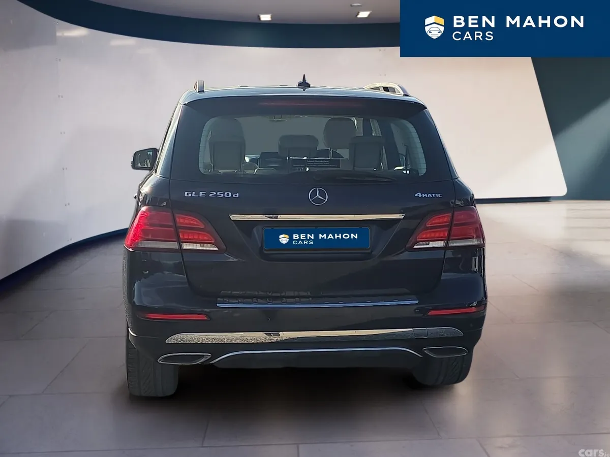 Mercedes-Benz GLE SUV, Diesel, 2017, Blue
