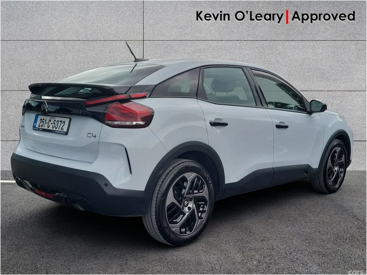 Citroen C4 Hatchback, Petrol Hybrid, 2025, White