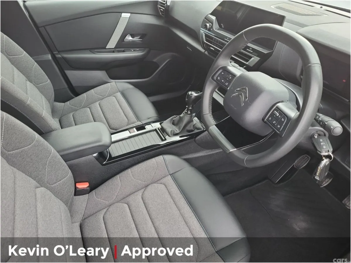 Citroen C4 Hatchback, Petrol Hybrid, 2025, White