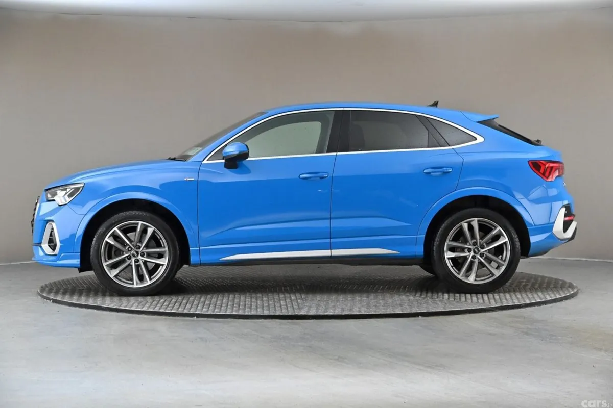 Audi Q3 SUV, Petrol, 2020, Blue