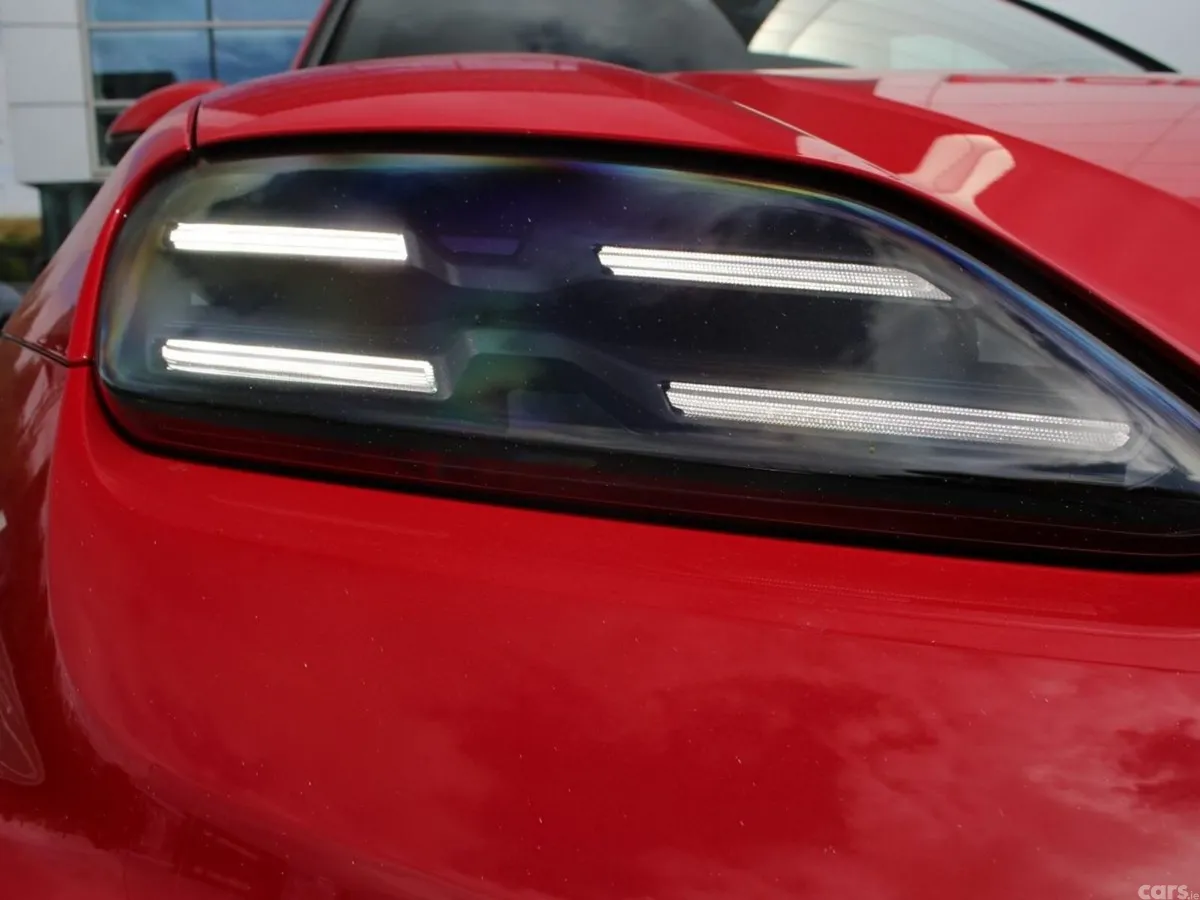 Porsche Macan SUV, Electric, 2026, Red