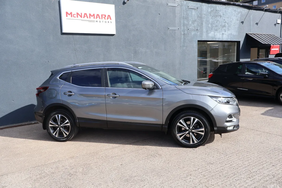 Nissan Qashqai MPV, Diesel, 2020, Grey