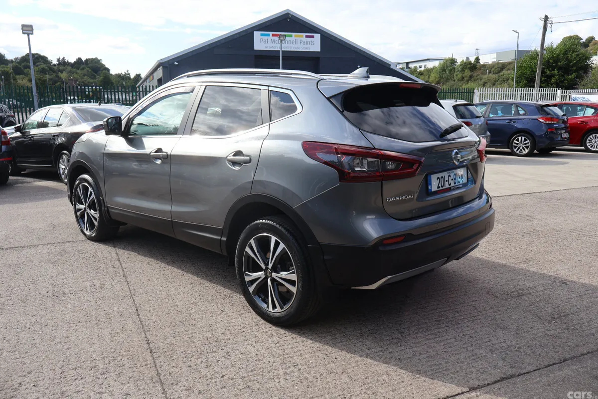 Nissan Qashqai MPV, Diesel, 2020, Grey