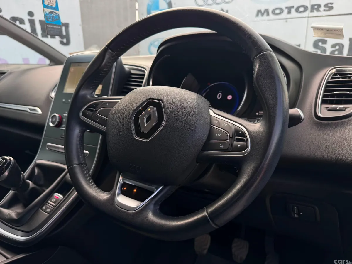 Renault Grand Scenic MPV, Diesel, 2019, Blue