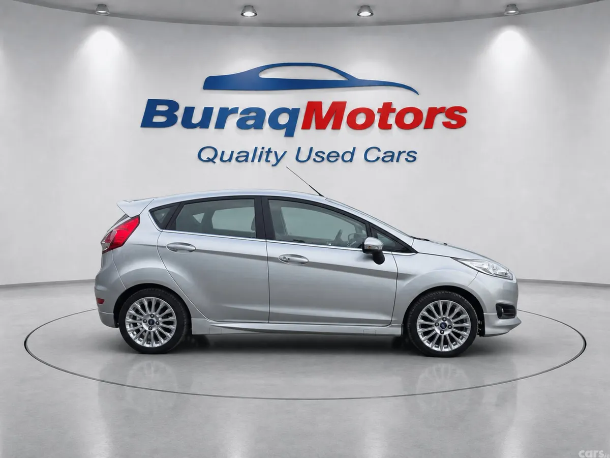 Ford Fiesta Hatchback, Petrol, 2016, Silver