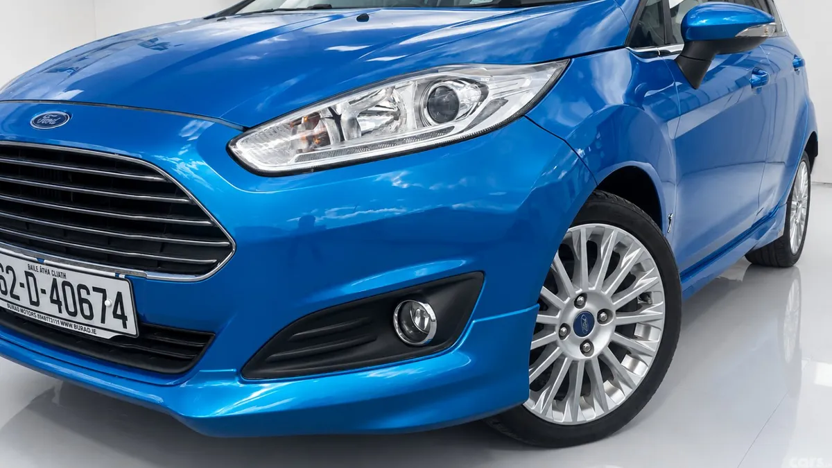 Ford Fiesta Hatchback, Petrol, 2016, Blue