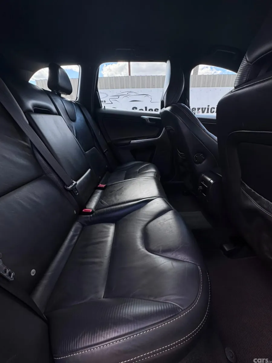 Volvo XC60 SUV, Diesel, 2013, Black