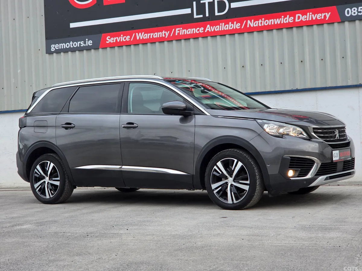 Peugeot 5008 MPV, Diesel, 2018, Grey