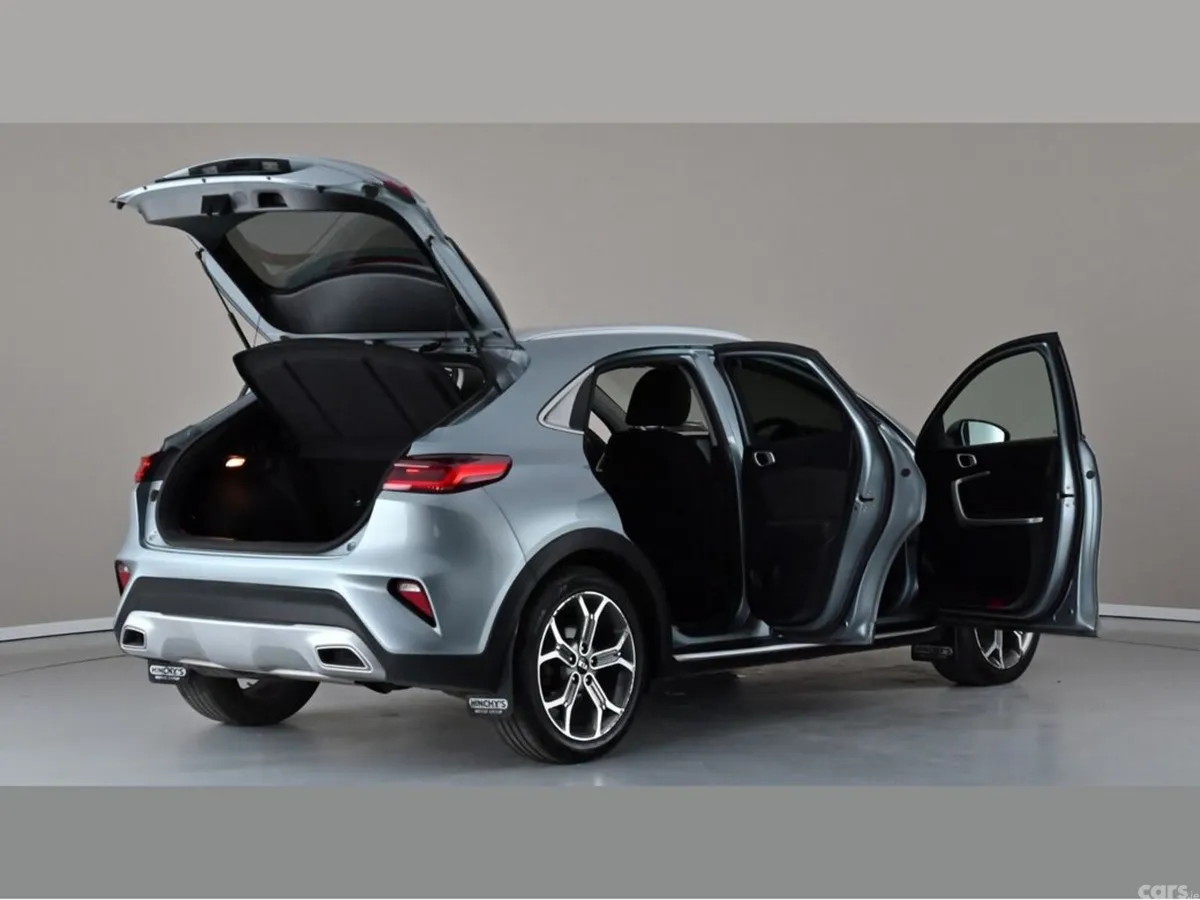 Kia XCeed Hatchback, Diesel, 2021, Grey