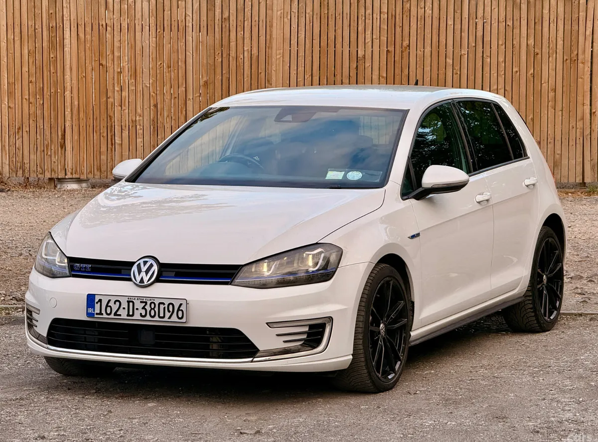 Volkswagen Golf Hatchback, Petrol Plug-in Hybrid, 2016, White