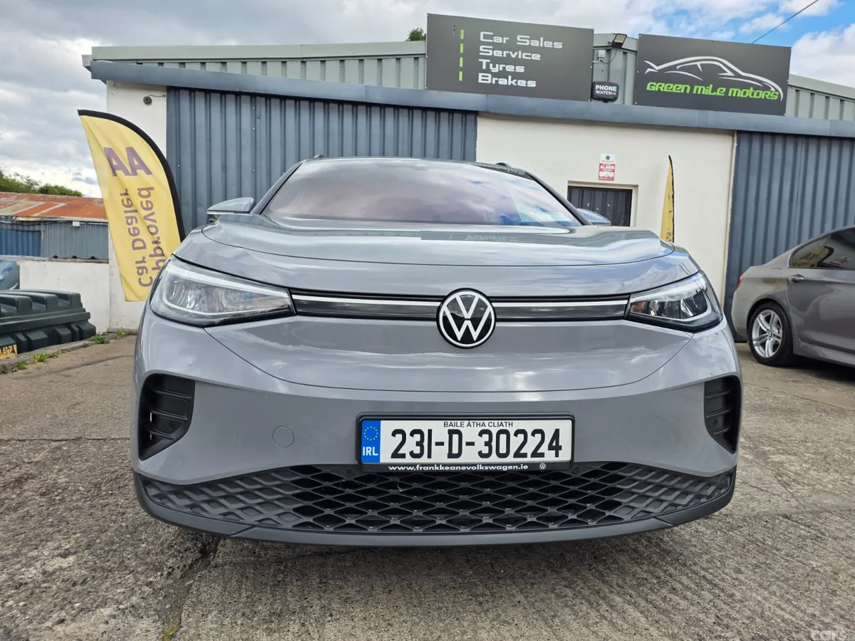 Volkswagen ID.4 SUV, Electric, 2023, Grey