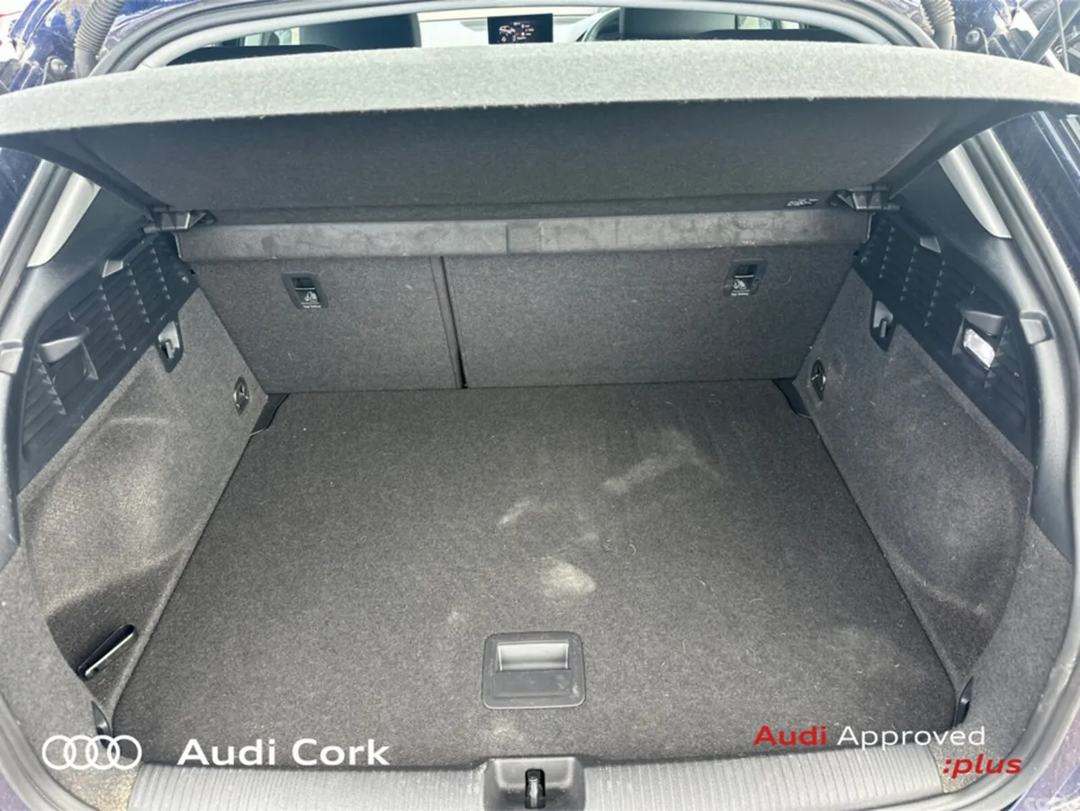 Audi Q2 SUV, Petrol, 2023, Blue