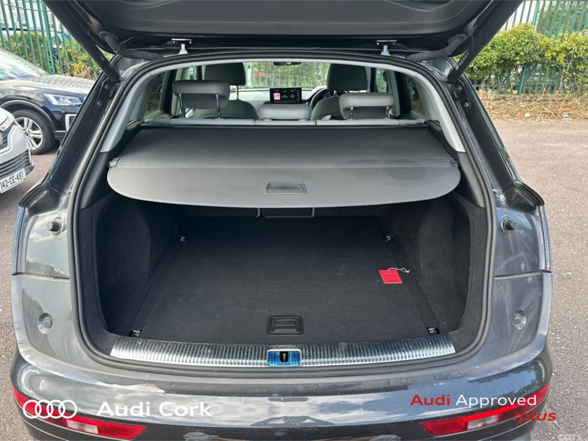 Audi Q5 SUV, Diesel, 2023, Grey