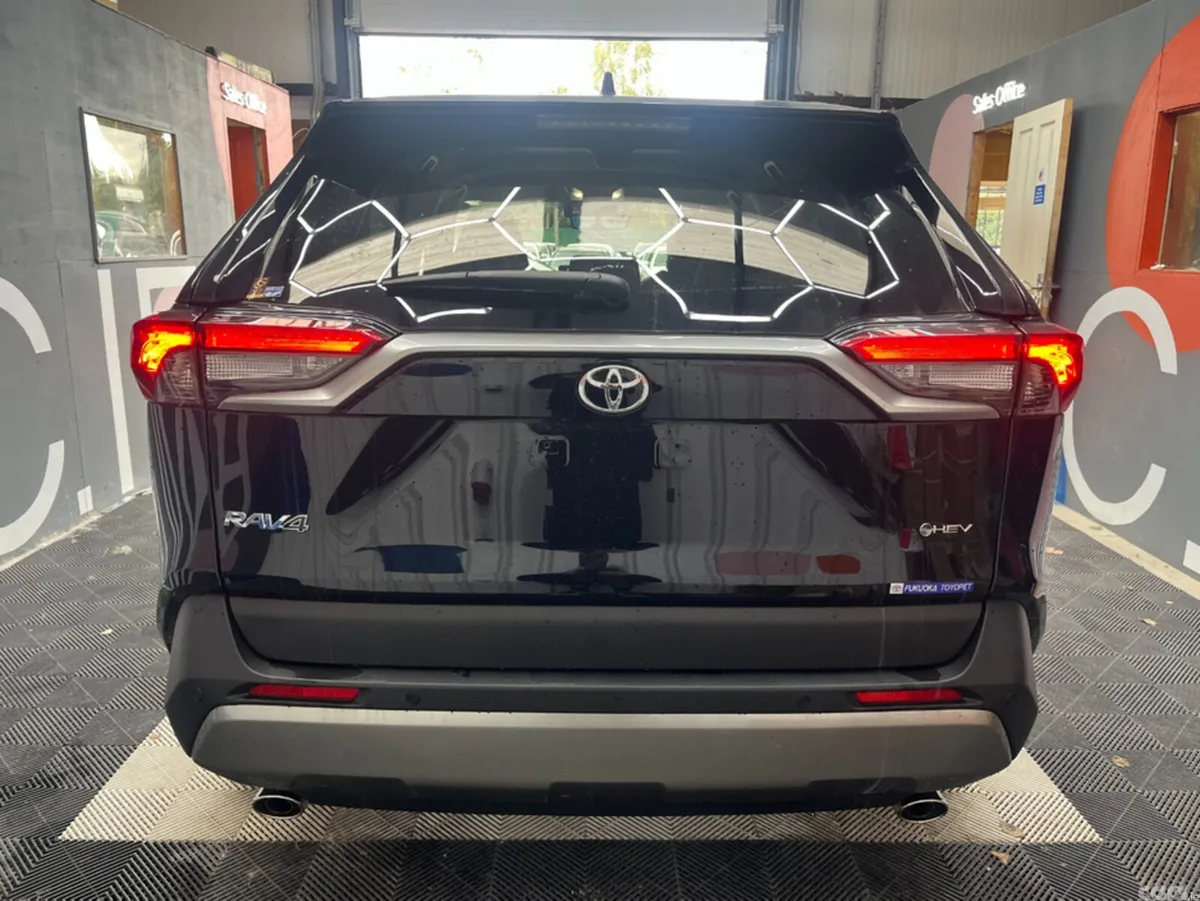 Toyota RAV4 SUV, Petrol Hybrid, 2025, Blue