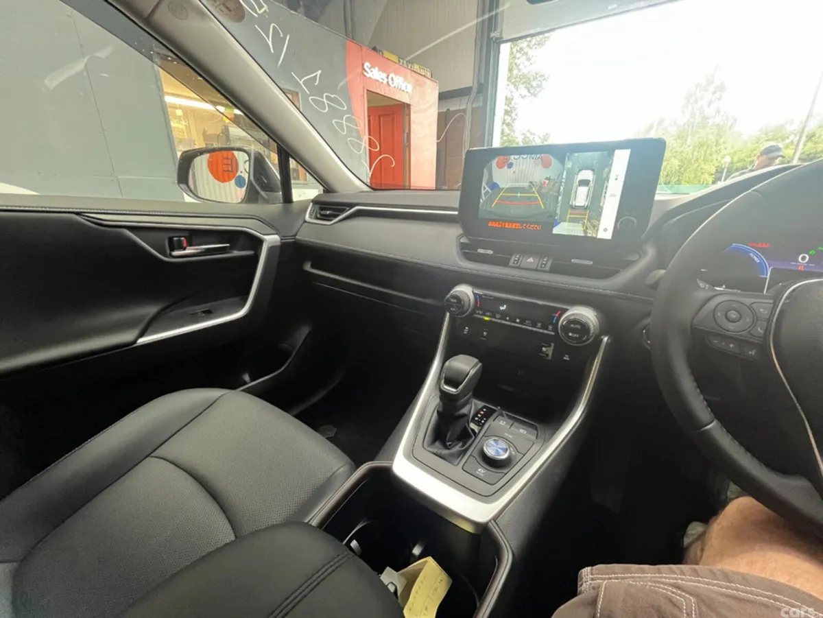 Toyota RAV4 SUV, Petrol Hybrid, 2025, Blue