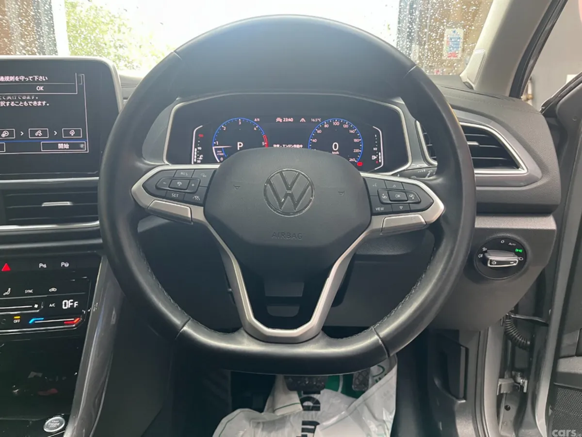 Volkswagen T-Roc SUV, Diesel, 2023, Silver