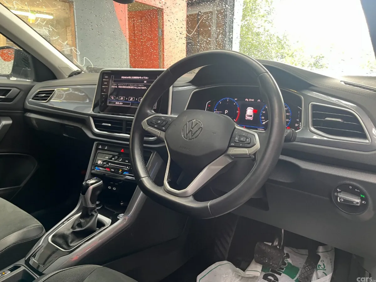 Volkswagen T-Roc SUV, Diesel, 2023, Silver