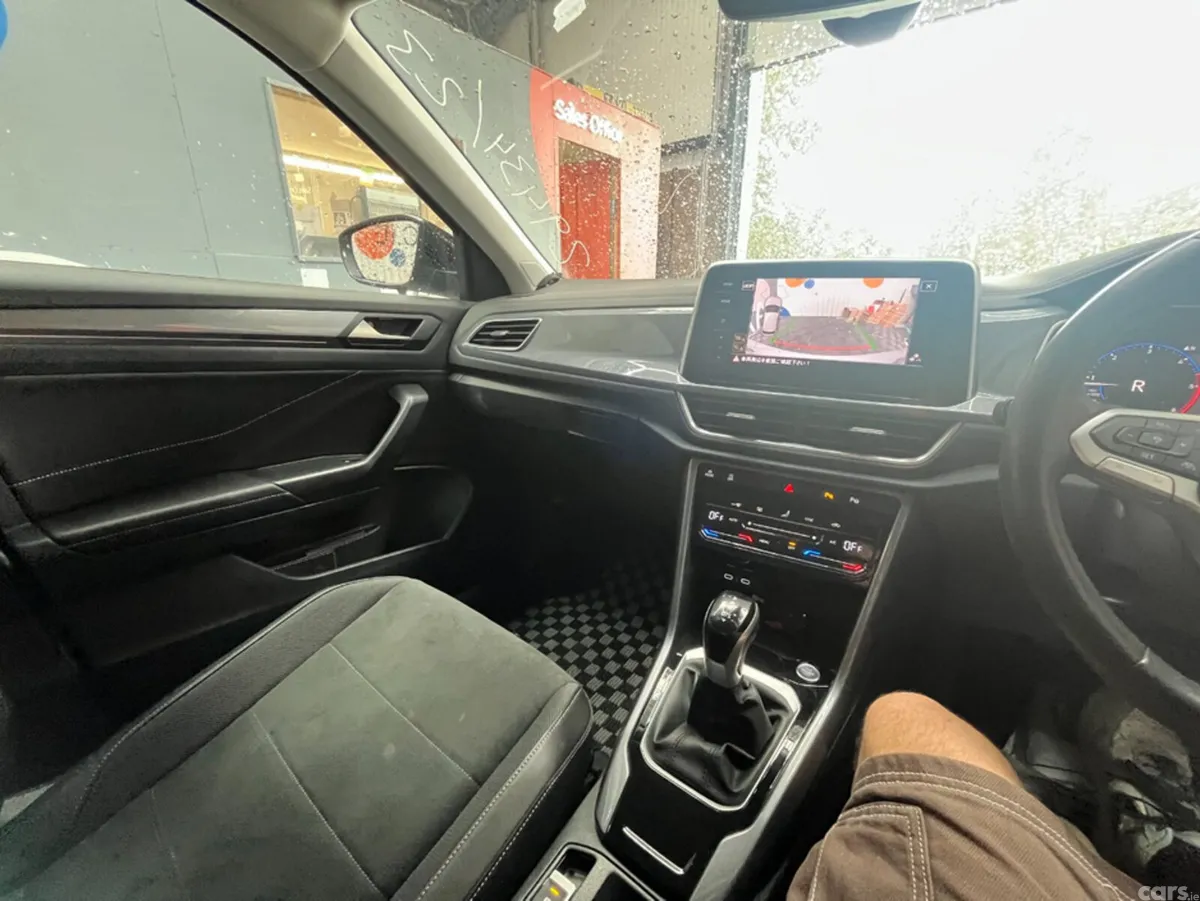 Volkswagen T-Roc SUV, Diesel, 2023, Silver