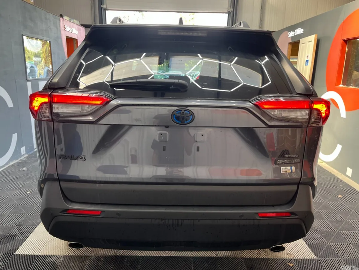 Toyota RAV4 SUV, Petrol Hybrid, 2024, Black