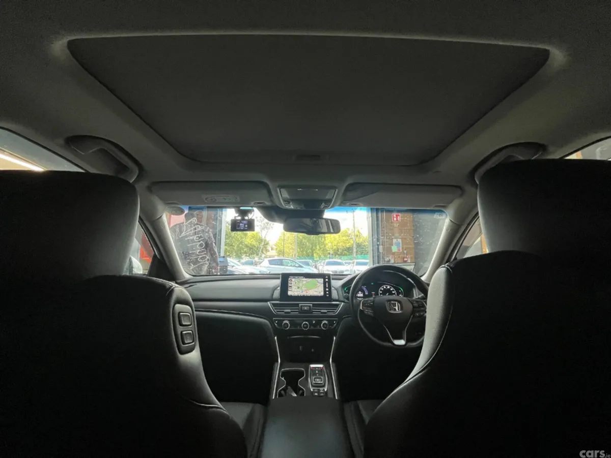 Honda Accord Saloon, Petrol Hybrid, 2022, White