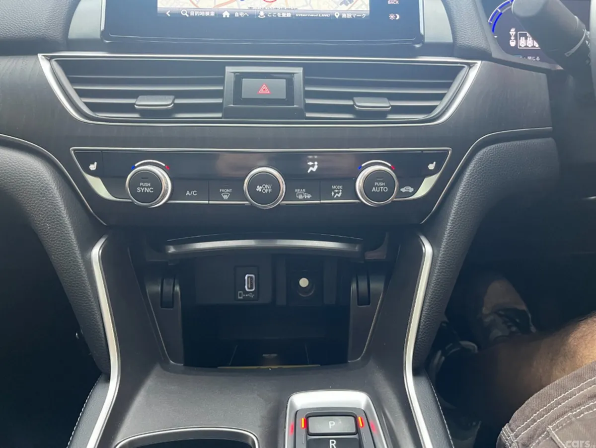Honda Accord Saloon, Petrol Hybrid, 2022, White