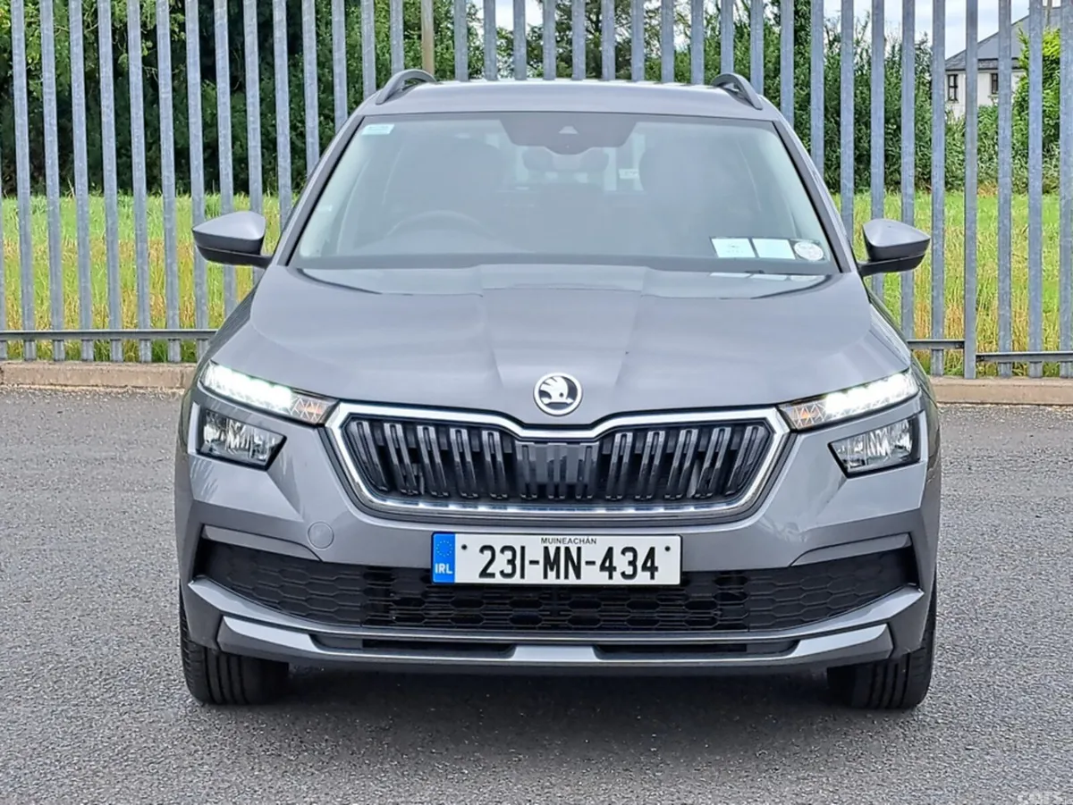 Skoda Kamiq Hatchback, Petrol, 2023, Grey