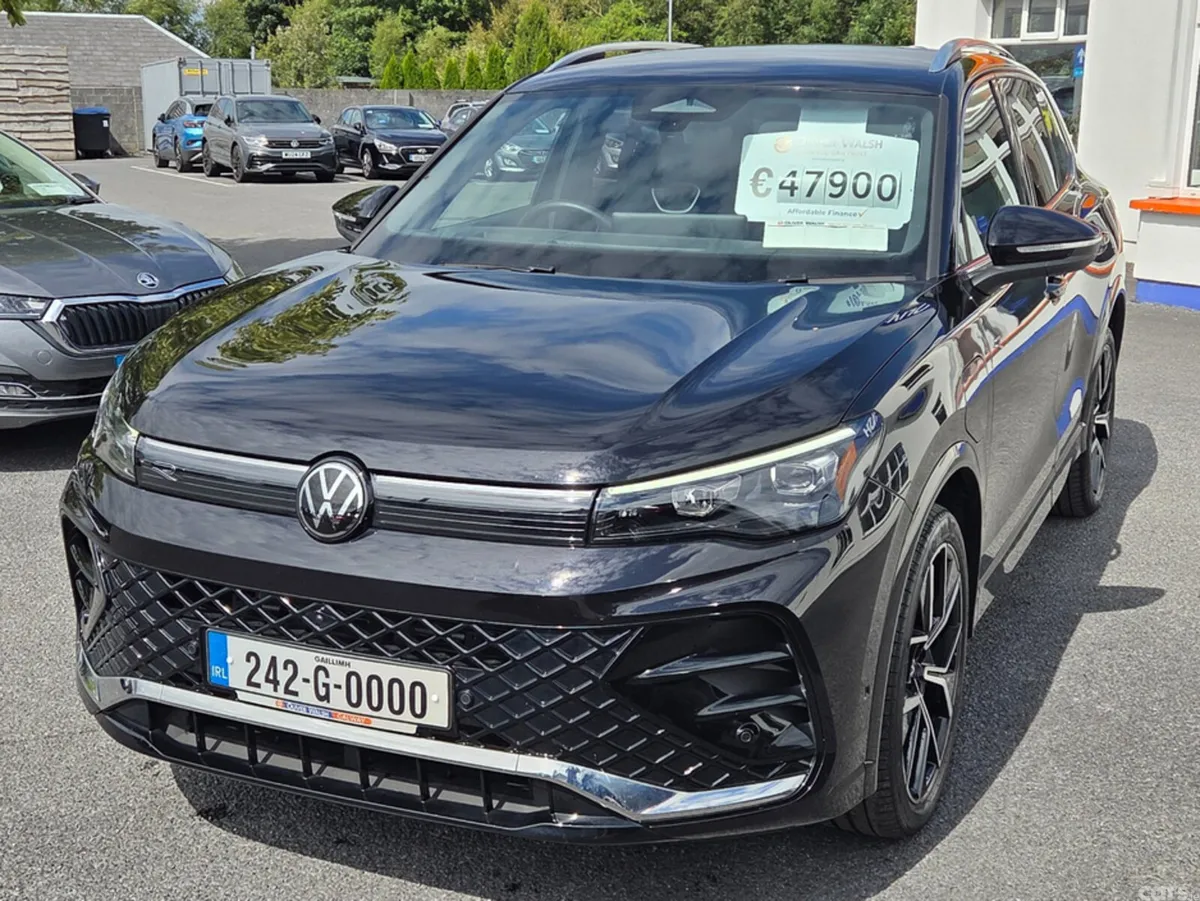 Volkswagen Tiguan Estate, Petrol Plug-in Hybrid, 2024, Black