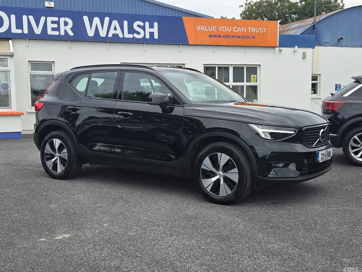 Volvo XC40 Estate, Petrol Hybrid, 2023, Black