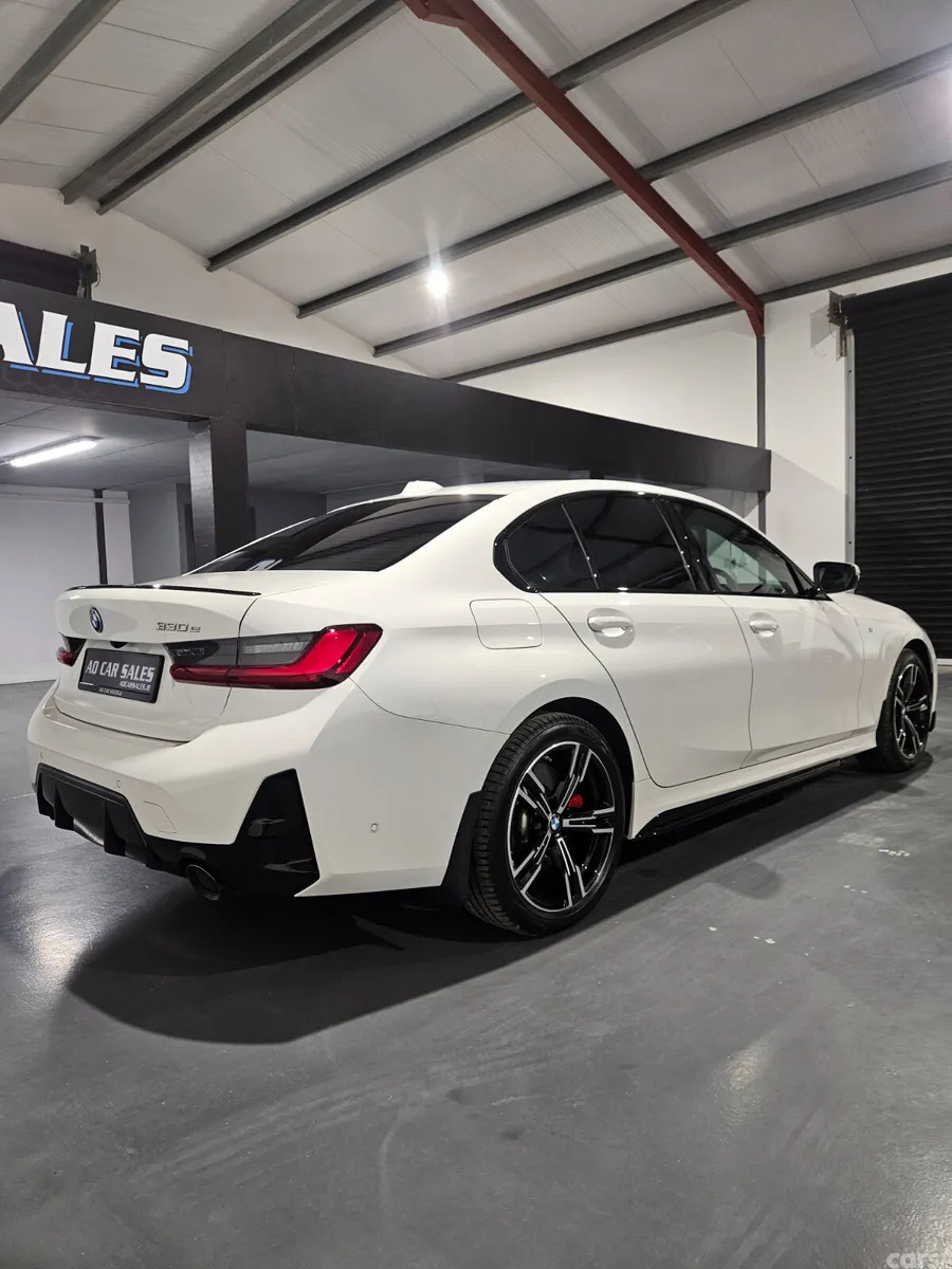 BMW 3-Series Saloon, Petrol Hybrid, 2025, White