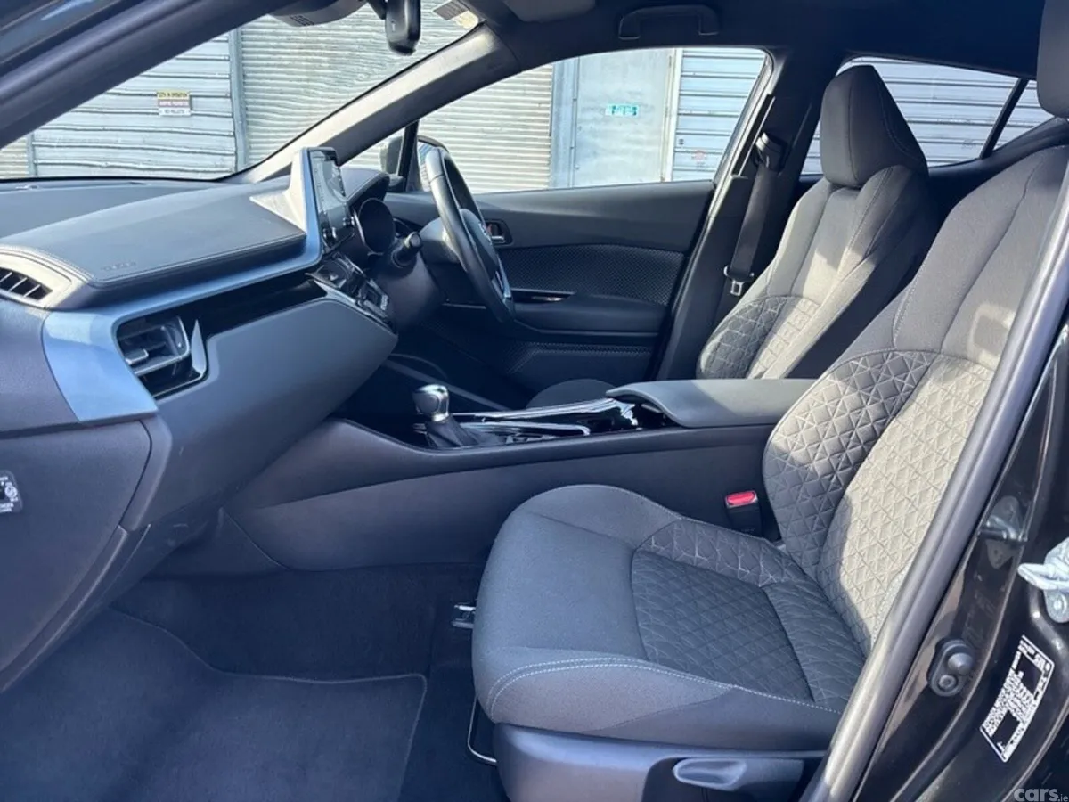 Toyota C-HR SUV, Petrol Hybrid, 2022, Black