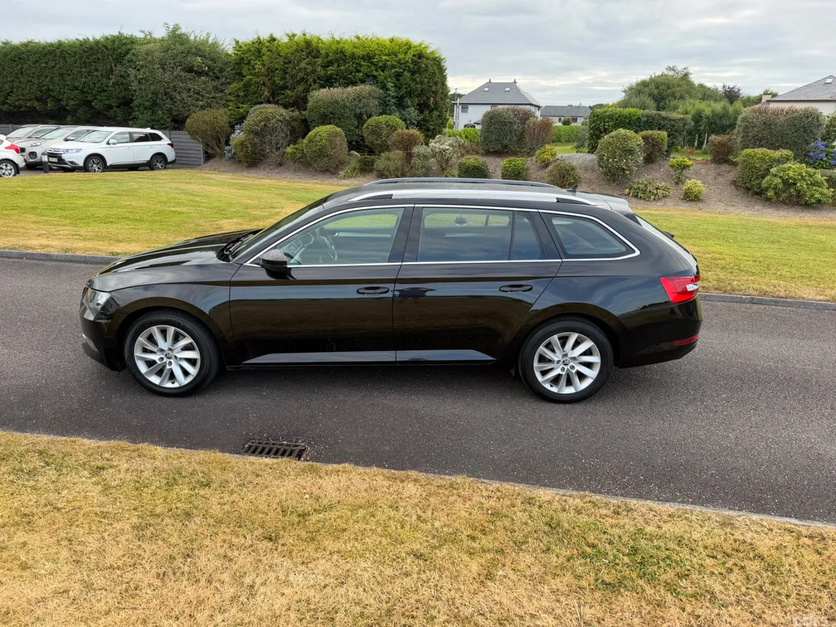 Skoda Superb Estate, Diesel, 2018, Black