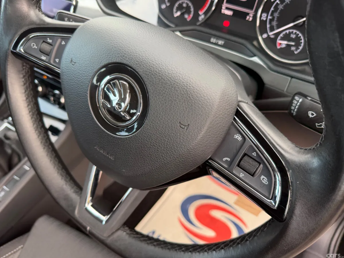 Skoda Superb Estate, Diesel, 2018, Black