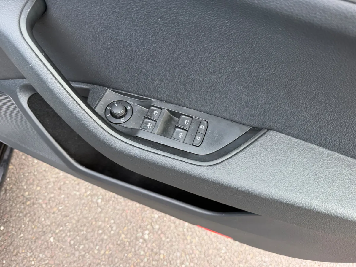 Skoda Superb Estate, Diesel, 2018, Black