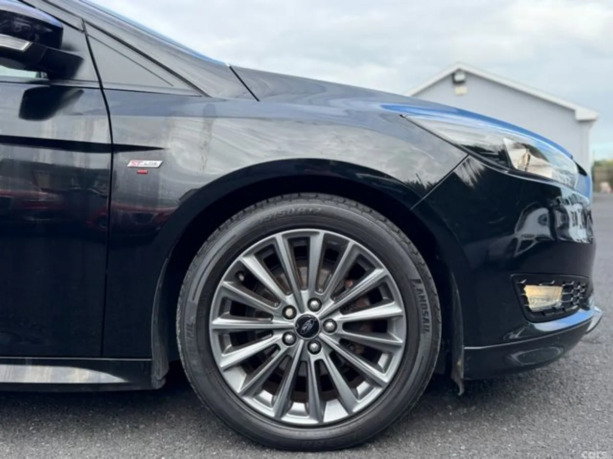 Ford Focus Hatchback, Diesel, 2018, Black
