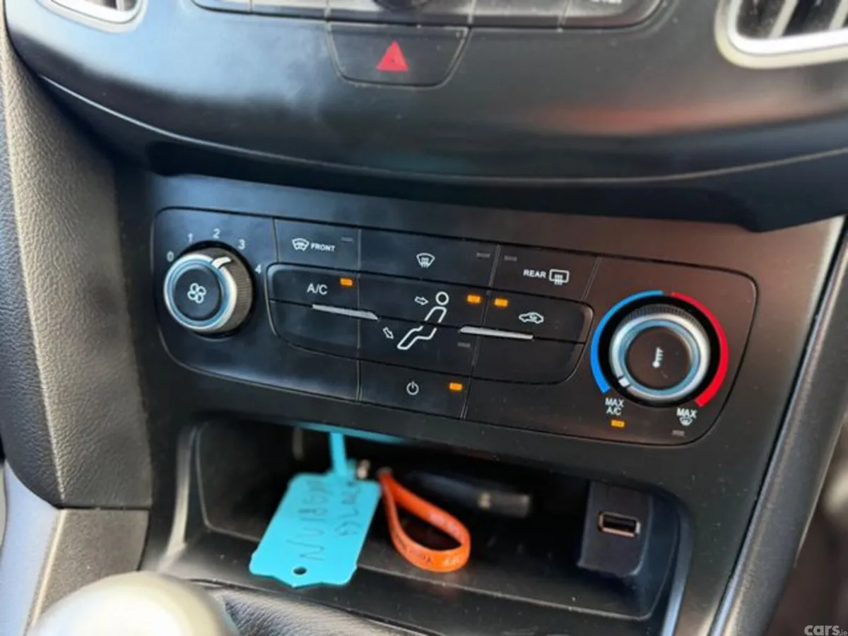 Ford Focus Hatchback, Diesel, 2018, Black
