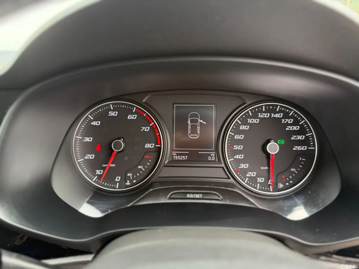 SEAT Leon Estate, Petrol, 2016, Silver
