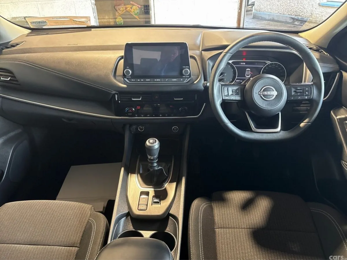 Nissan Qashqai MPV, Petrol, 2024, Grey