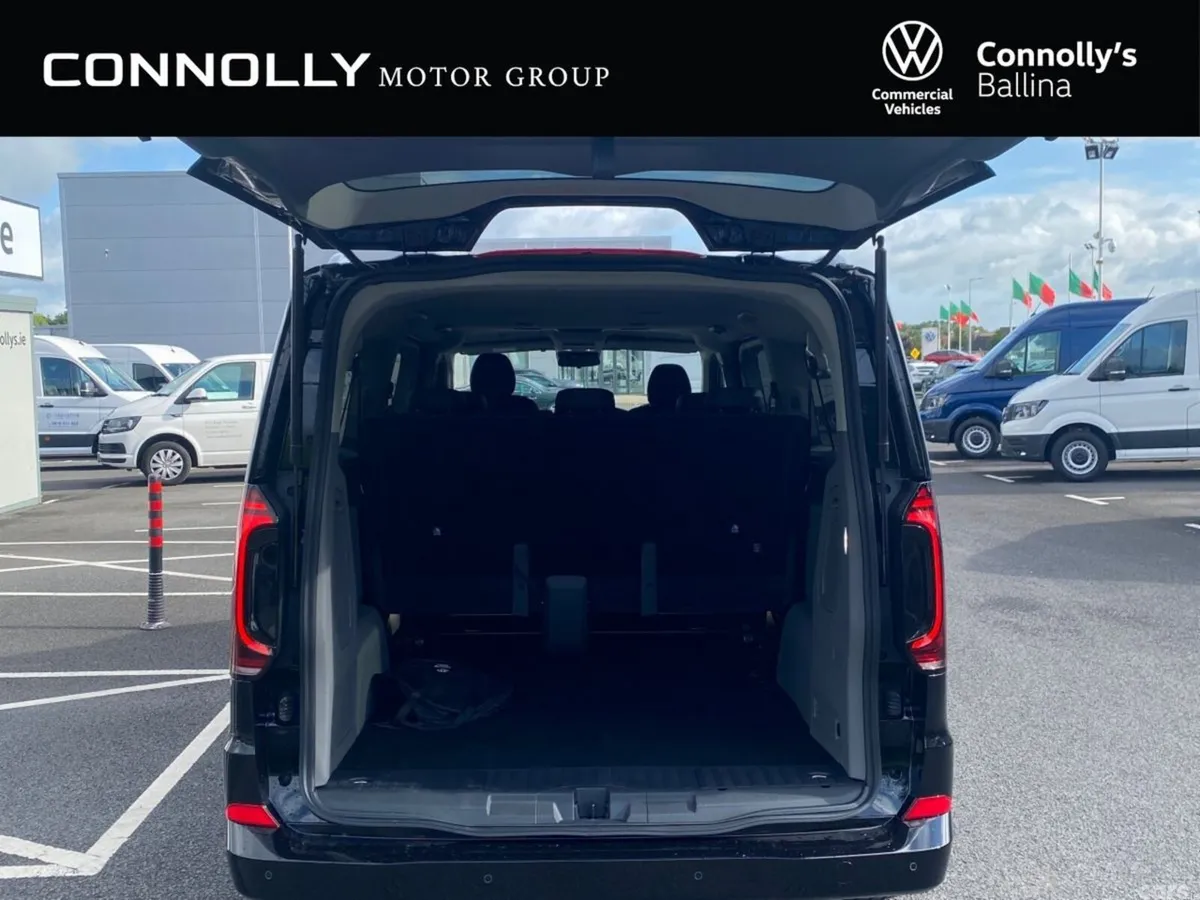 Volkswagen Caravelle MPV, Petrol Plug-in Hybrid, 2027, Black