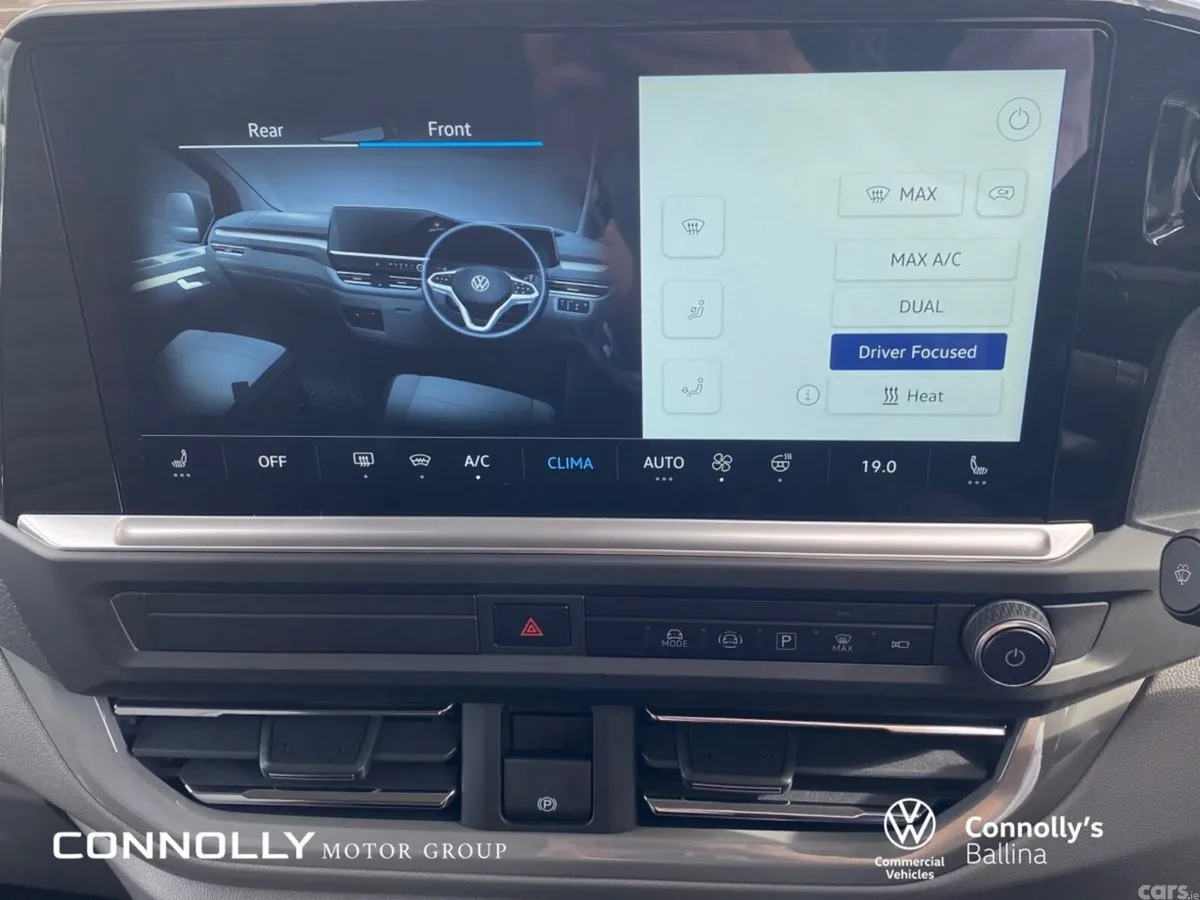 Volkswagen Caravelle MPV, Petrol Plug-in Hybrid, 2027, Black