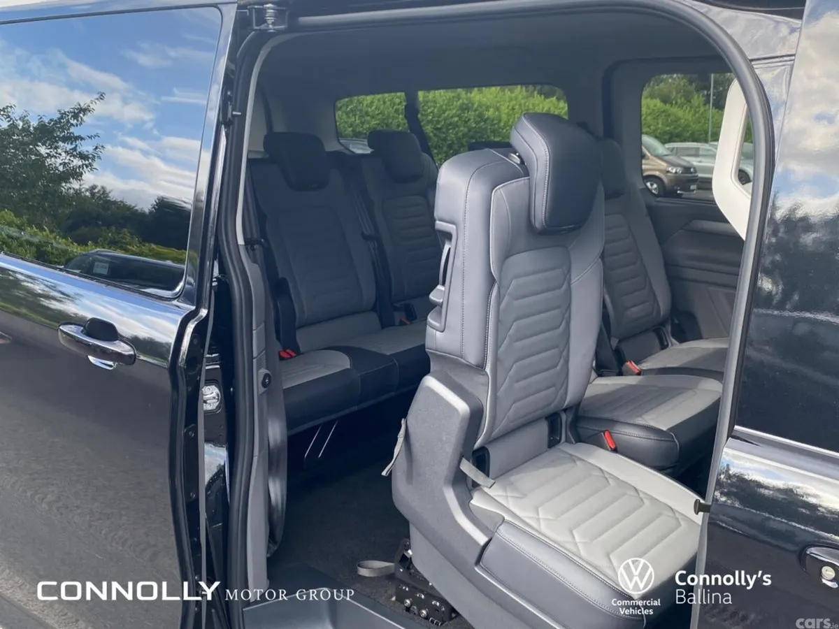 Volkswagen Caravelle MPV, Petrol Plug-in Hybrid, 2027, Black