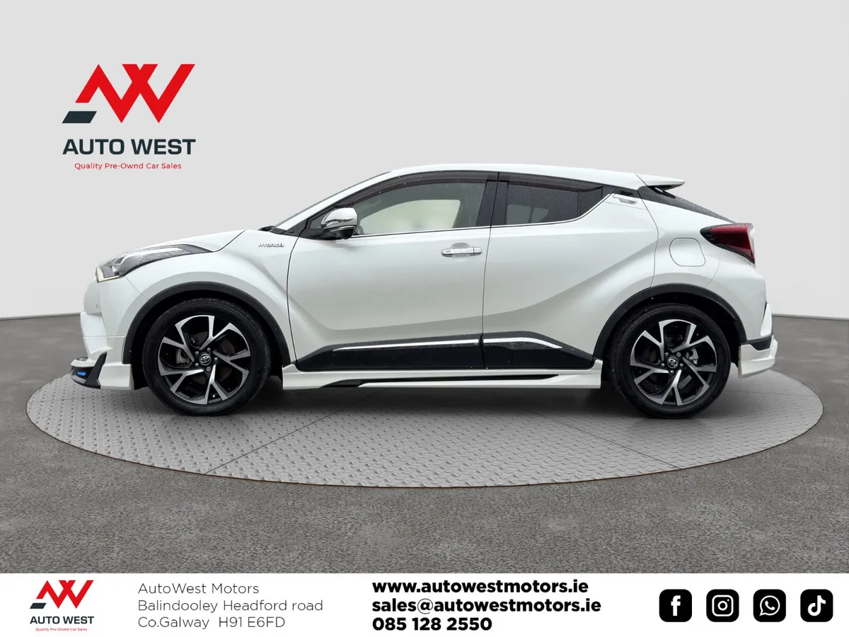 Toyota C-HR SUV, Petrol Hybrid, 2018, White