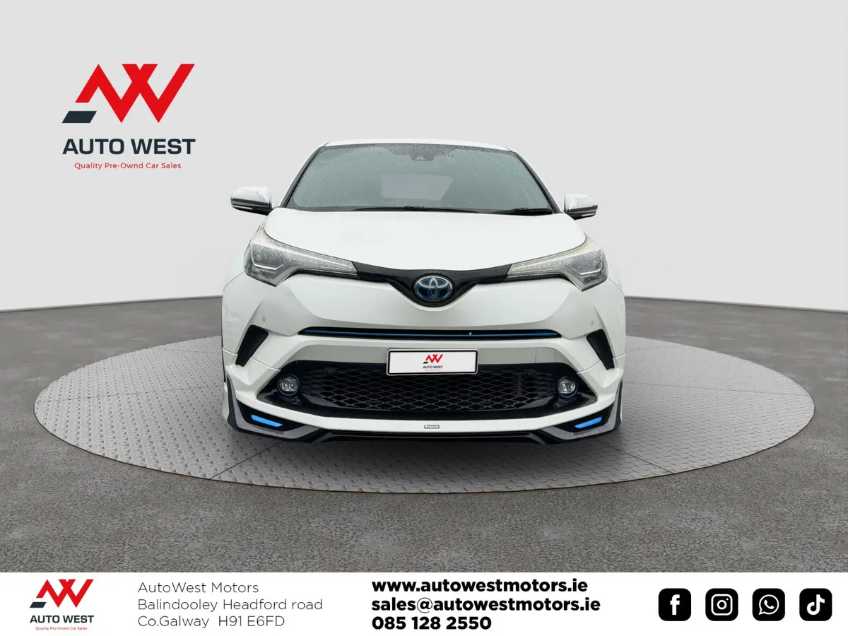 Toyota C-HR SUV, Petrol Hybrid, 2018, White