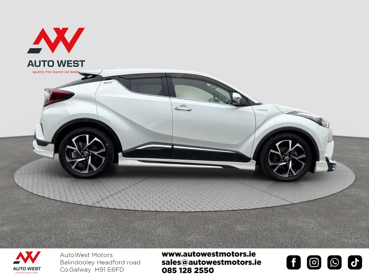 Toyota C-HR SUV, Petrol Hybrid, 2018, White