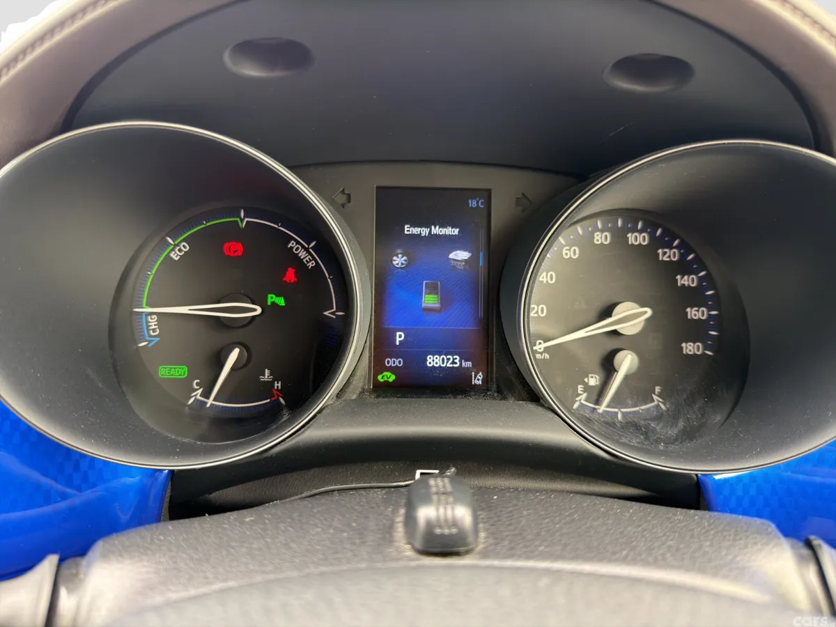 Toyota C-HR SUV, Petrol Hybrid, 2018, White